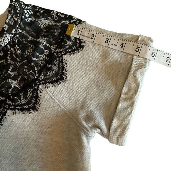 Gap Factory Top Sweatshirt Short Sleeve Cuffs Black Lace Grey Women Size Small - Picture 6 of 11